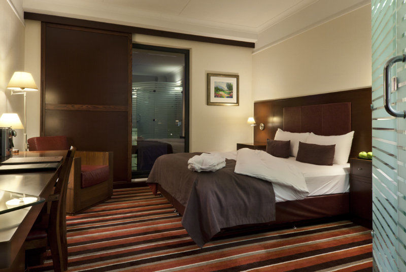 Best Western Plus Grand Winston Райсвайк Екстериор снимка